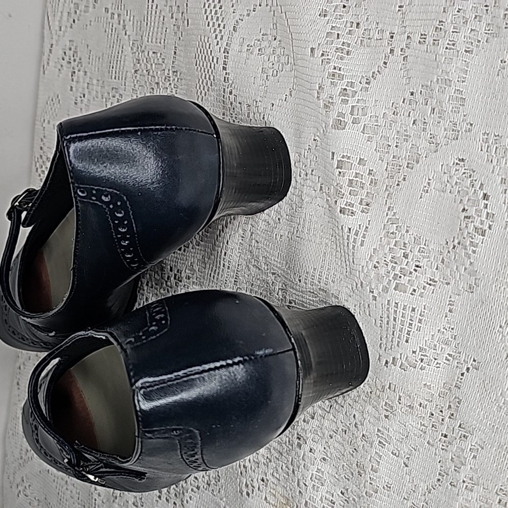 Munro American leather mary jane wingtip kitten heeled blue high heels sz 9 - Picture 5 of 7